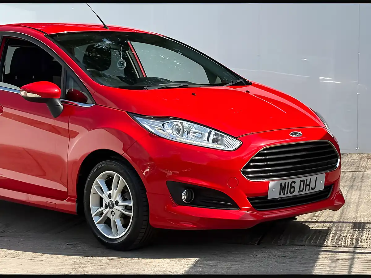 Used 2016 Ford Fiesta Zetec T Race Red - Interior and Exterior details 2