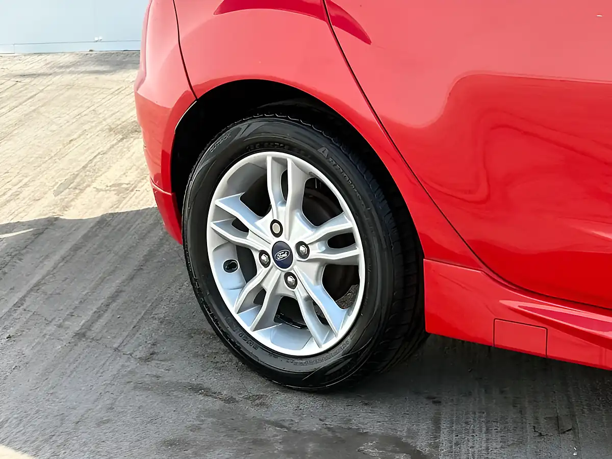 Used 2016 Ford Fiesta Zetec T Race Red - Interior and Exterior details 9