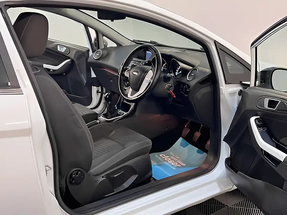 Used 2016 Ford Fiesta Zetec White Edition Autumn White - Interior and Exterior details 11