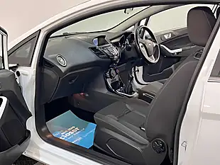 Used 2016 Ford Fiesta Zetec White Edition Autumn White - Interior and Exterior details 15