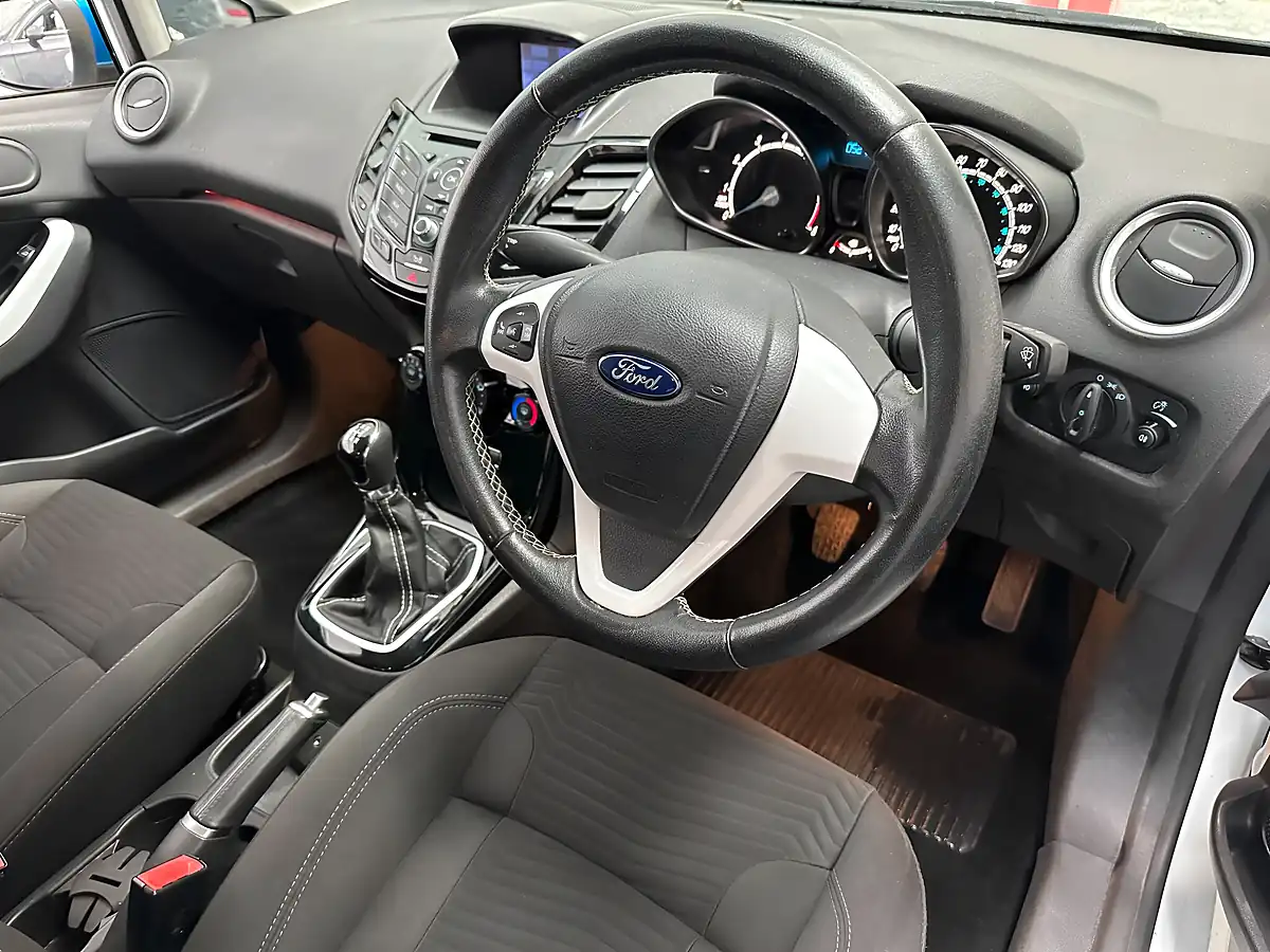 Used 2016 Ford Fiesta Zetec White Edition White - Interior and Exterior details 3