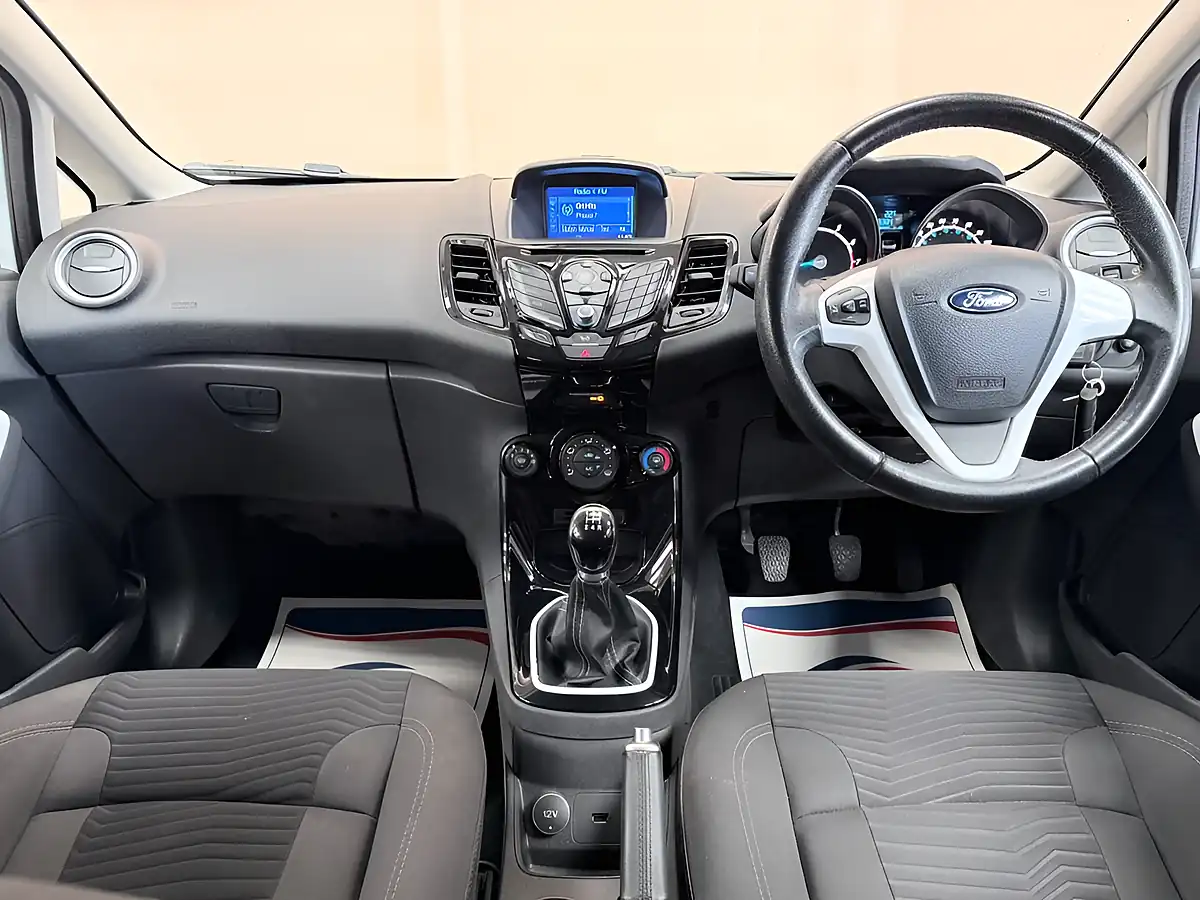 Used 2016 Ford Fiesta Zetec White Edition White - Interior and Exterior details 7