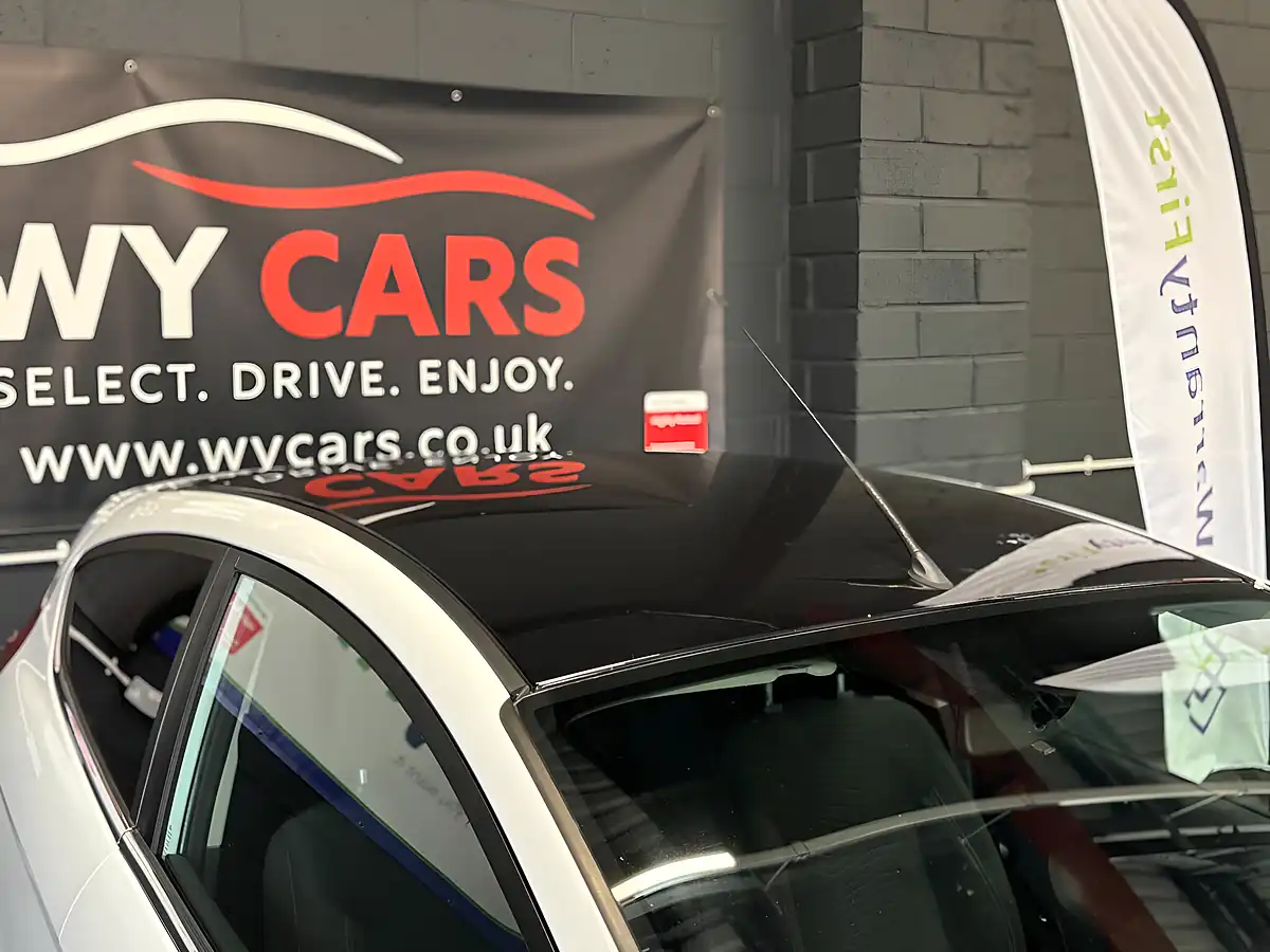Used 2016 Ford Fiesta Zetec White Edition White - Interior and Exterior details 17