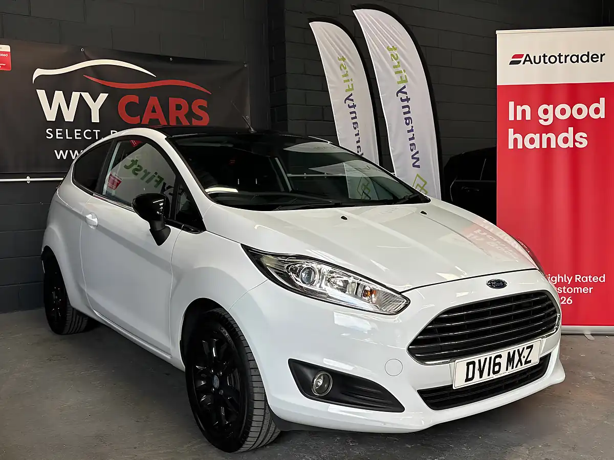 Used 2016 Ford Fiesta Zetec White Edition White - Interior and Exterior details 5