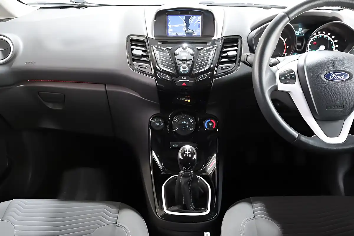 Used 2016 Ford Fiesta Zetec White Edition White - Interior and Exterior details 11