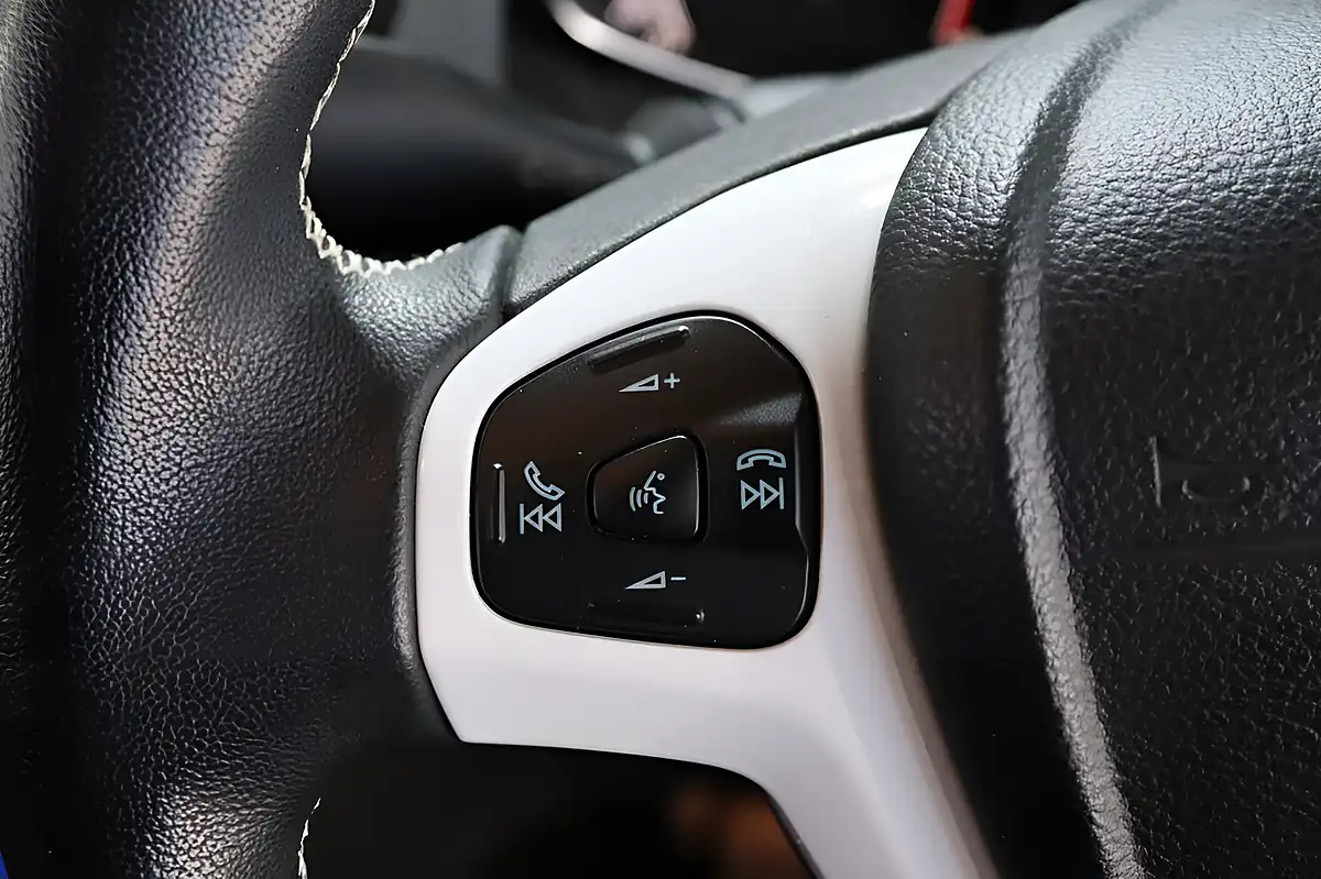 Used 2016 Ford Fiesta Zetec White Edition White - Interior and Exterior details 14