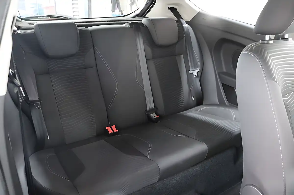 Used 2016 Ford Fiesta Zetec White Edition White - Interior and Exterior details 15