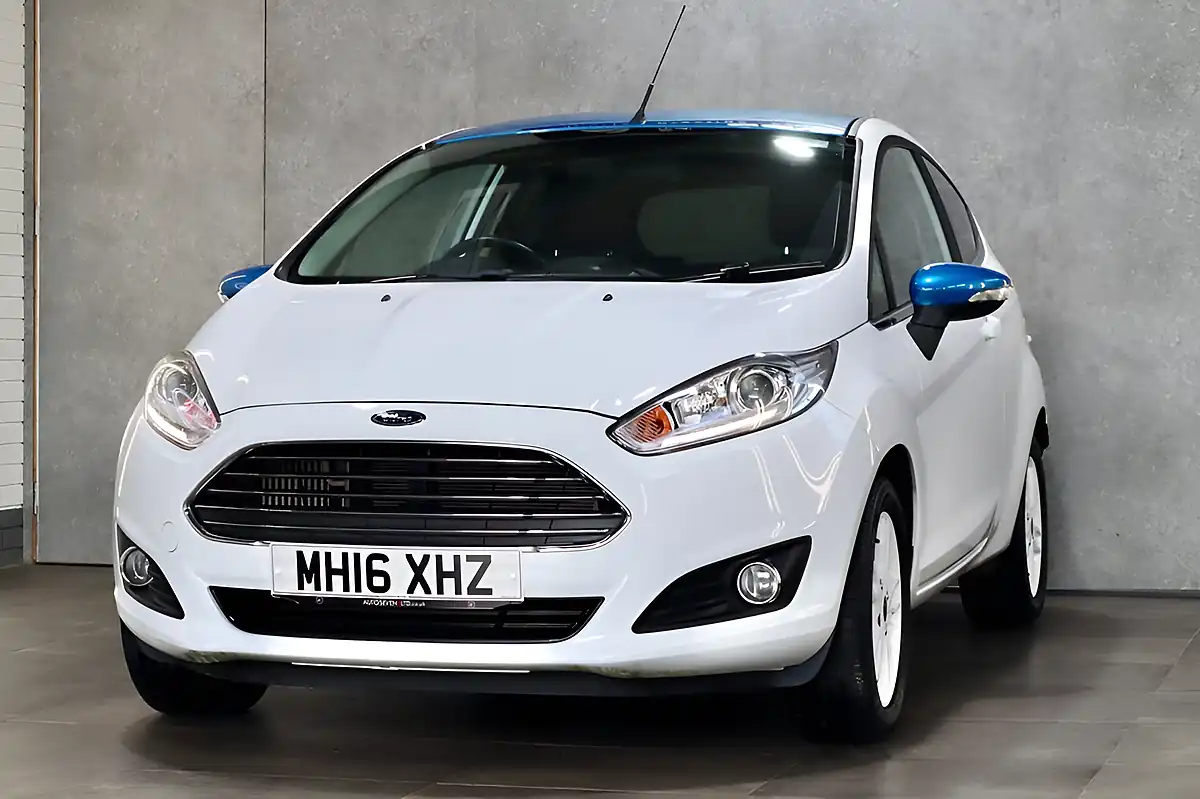 Used 2016 Ford Fiesta Zetec White Edition White - Interior and Exterior details 19