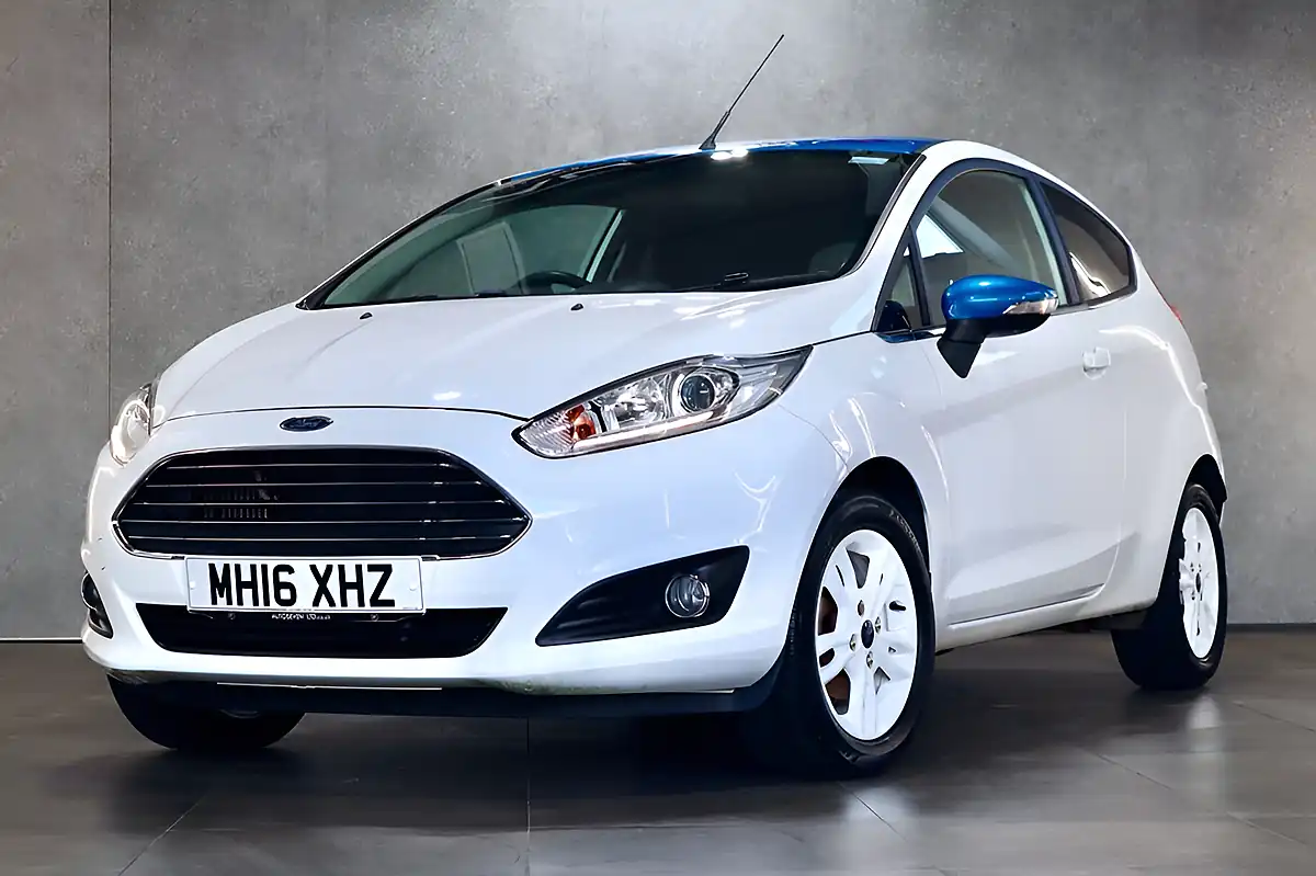 Used 2016 Ford Fiesta Zetec White Edition White - Interior and Exterior details 6