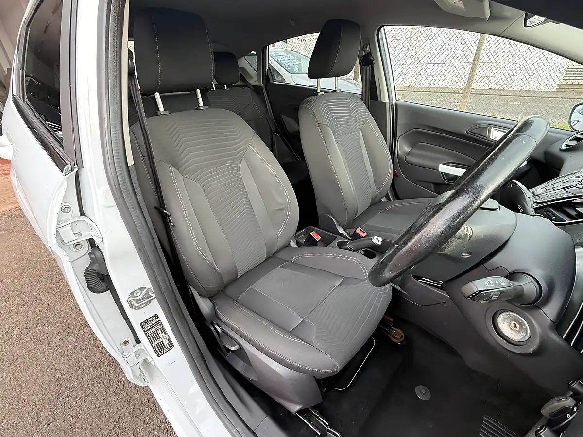 Used 2016 Ford Fiesta Zetec White Edition White - Interior and Exterior details 10
