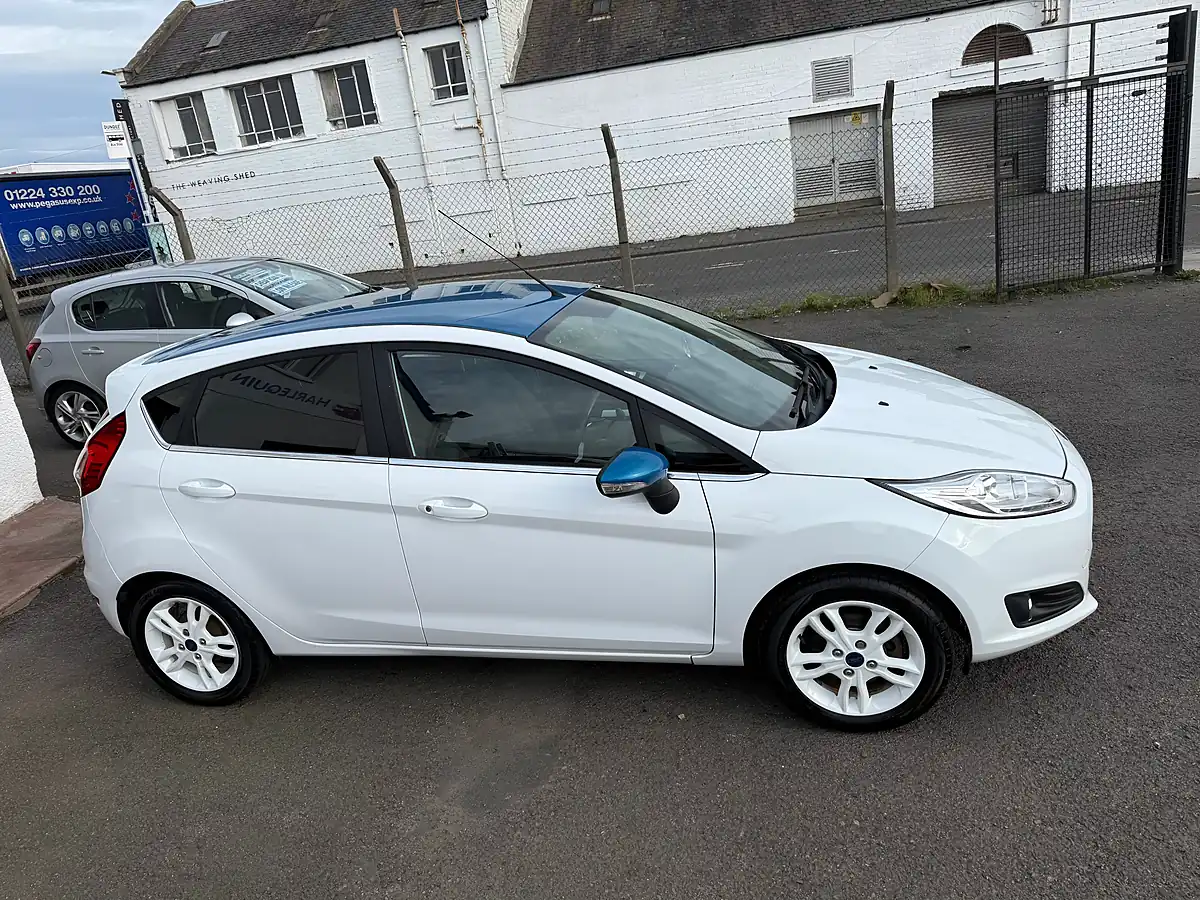 Used 2016 Ford Fiesta Zetec White Edition White - Interior and Exterior details 4