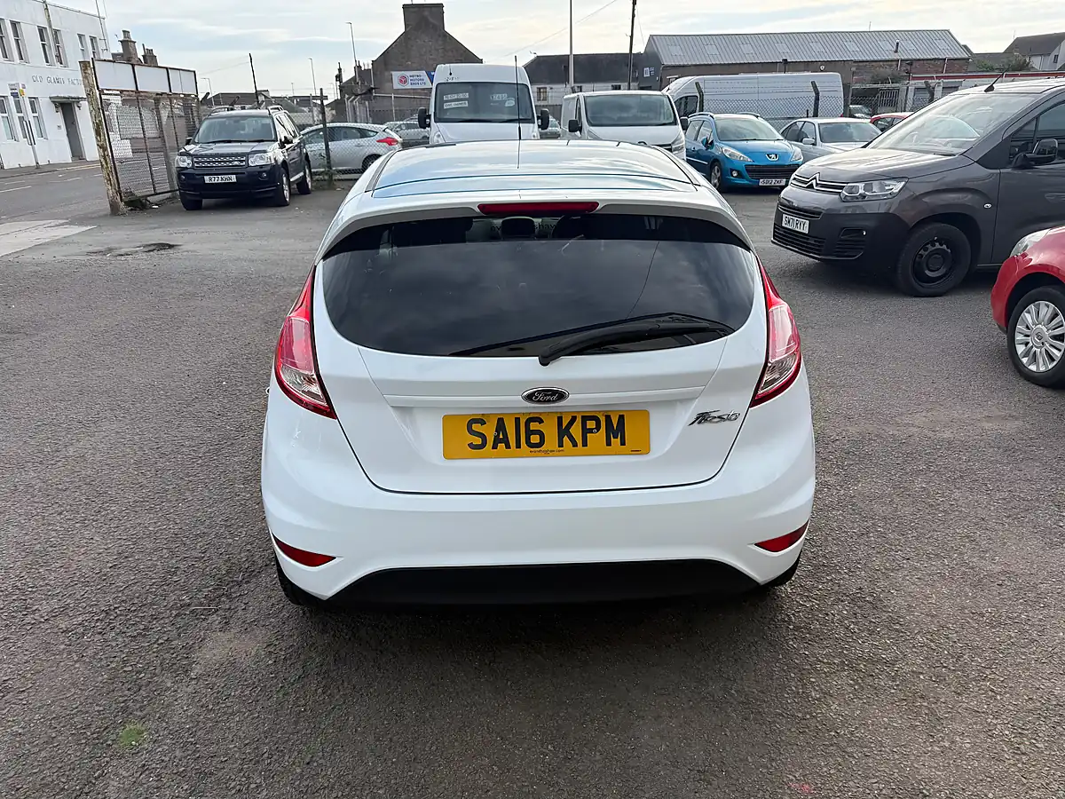 Used 2016 Ford Fiesta Zetec White Edition White - Interior and Exterior details 7