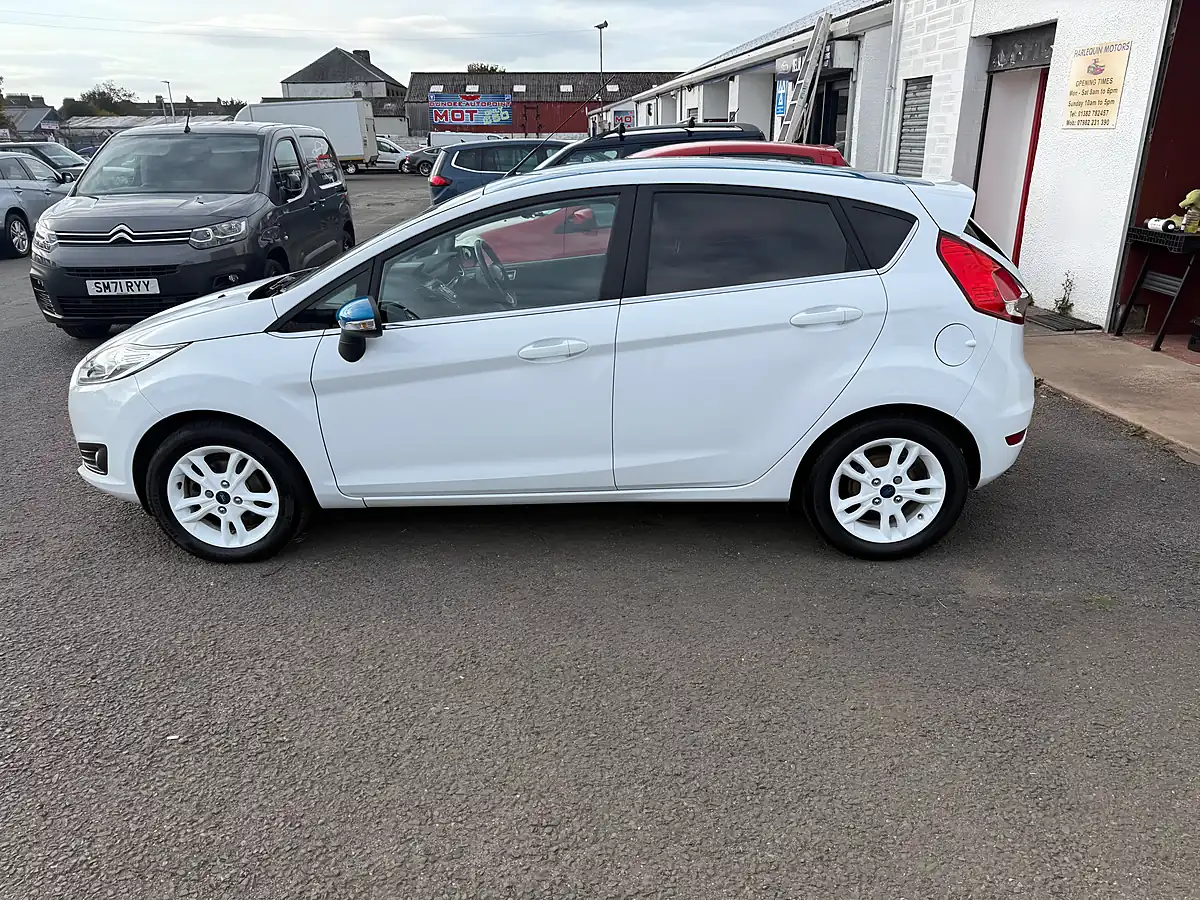 Used 2016 Ford Fiesta Zetec White Edition White - Interior and Exterior details 8