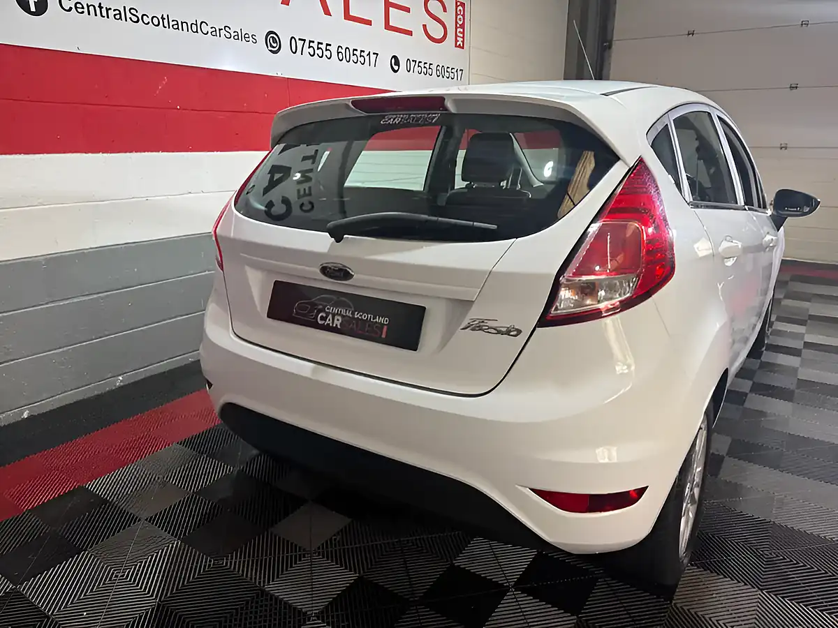 Used 2016 Ford Fiesta Zetec White - Interior and Exterior details 17