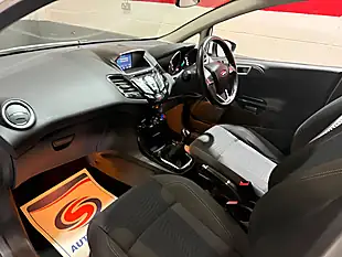 Used 2016 Ford Fiesta Zetec White - Interior and Exterior details 20