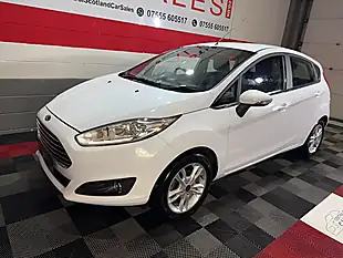 Used 2016 Ford Fiesta Zetec White - Interior and Exterior details 6