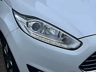 Used 2016 Ford Fiesta Zetec White - Interior and Exterior details 10