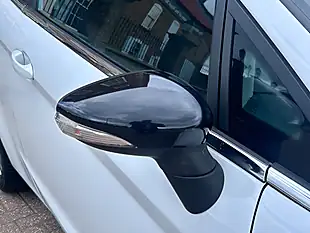 Used 2016 Ford Fiesta Zetec White - Interior and Exterior details 12