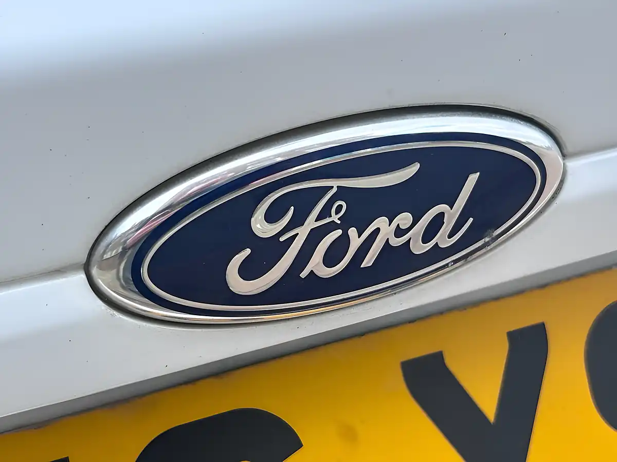 Used 2016 Ford Fiesta Zetec White - Interior and Exterior details 18