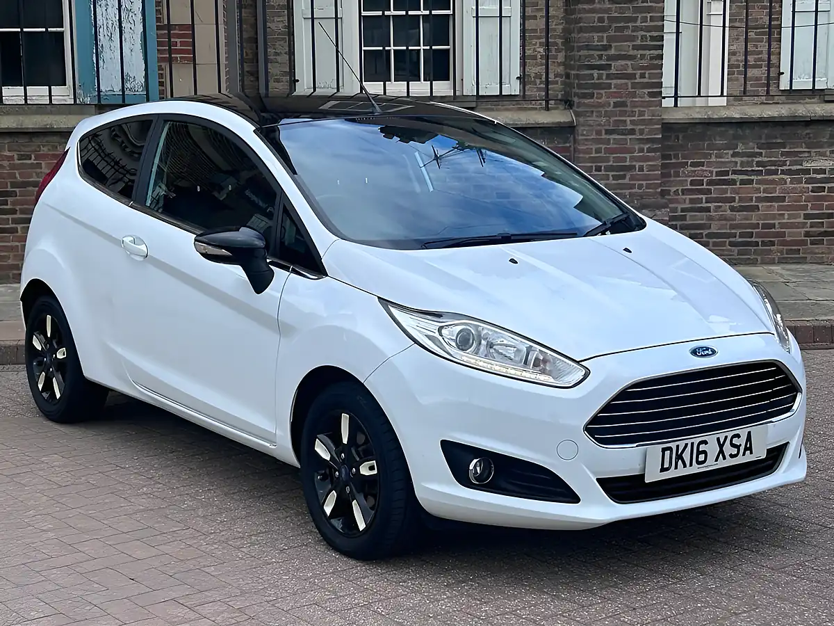 Used 2016 Ford Fiesta Zetec White - Interior and Exterior details 2