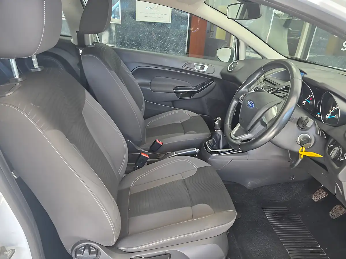Used 2016 Ford Fiesta Zetec White - Interior and Exterior details 12