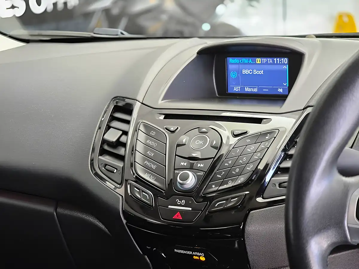 Used 2016 Ford Fiesta Zetec White - Interior and Exterior details 8