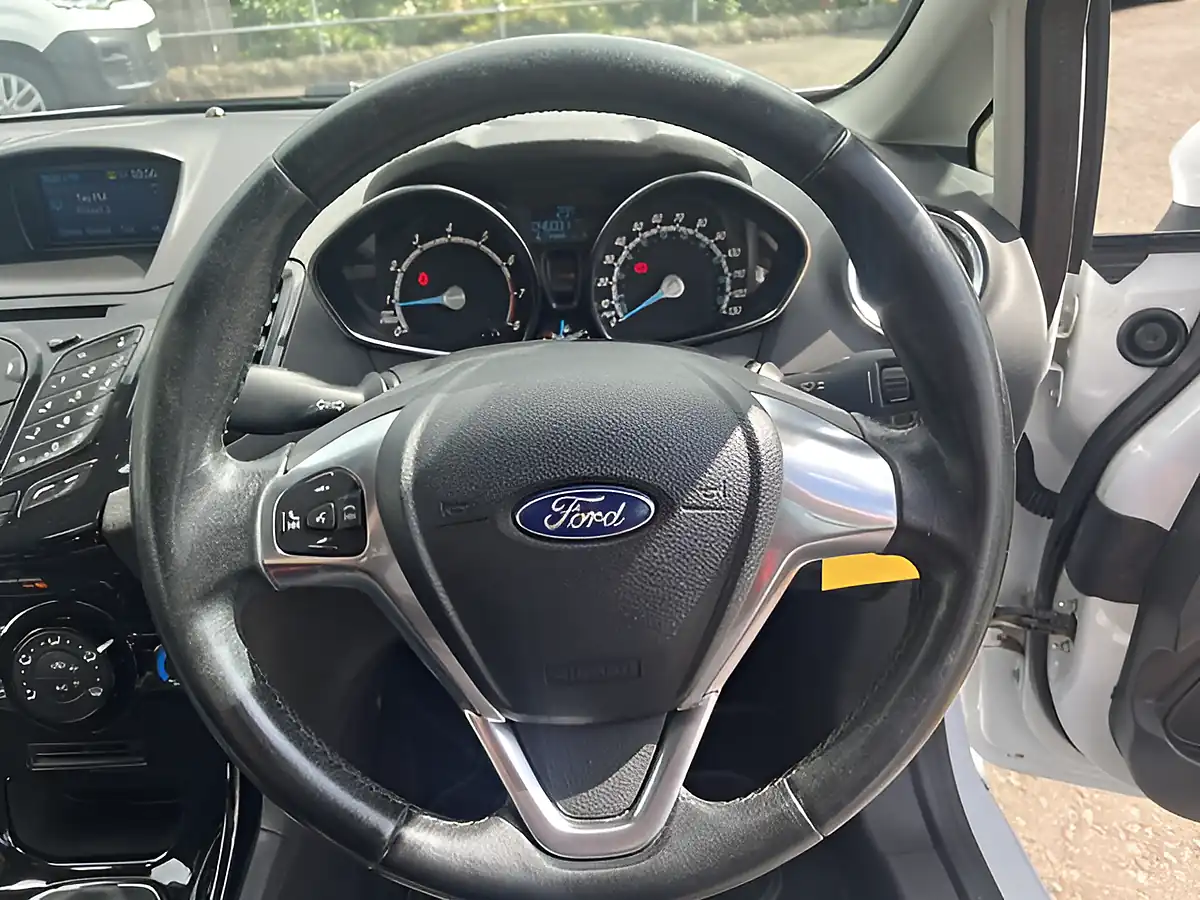 Used 2016 Ford Fiesta Zetec White - Interior and Exterior details 15