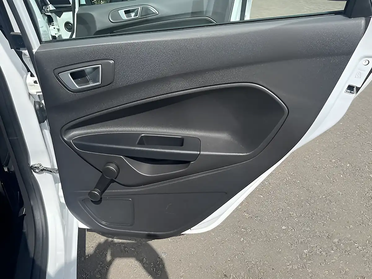 Used 2016 Ford Fiesta Zetec White - Interior and Exterior details 20