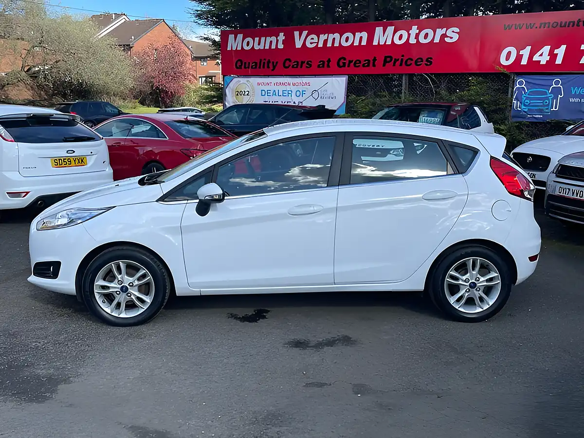Used 2016 Ford Fiesta Zetec White - Interior and Exterior details 5