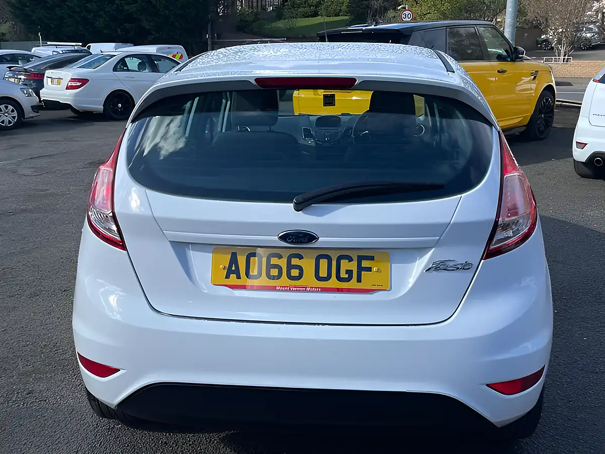 Used 2016 Ford Fiesta Zetec White - Interior and Exterior details 7