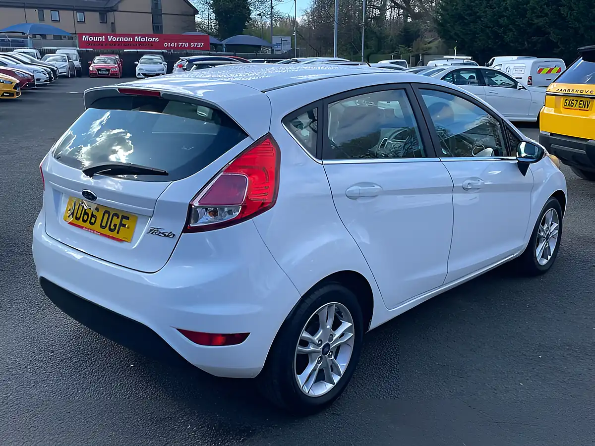 Used 2016 Ford Fiesta Zetec White - Interior and Exterior details 8