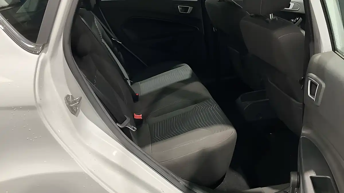 Used 2016 Ford Fiesta Zetec White - Interior and Exterior details 20