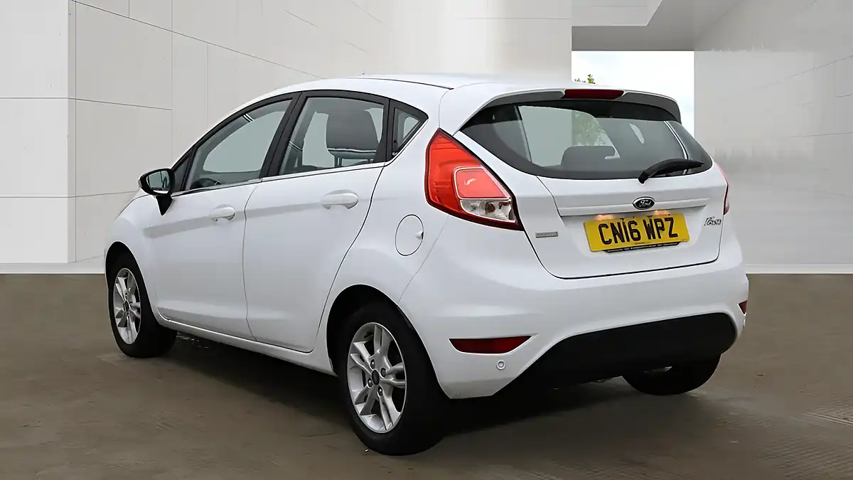 Used 2016 Ford Fiesta Zetec White - Interior and Exterior details 3