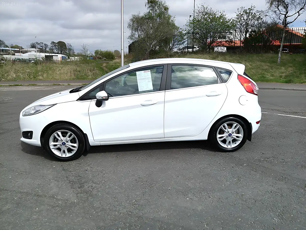 Used 2016 Ford Fiesta Zetec White - Interior and Exterior details 2