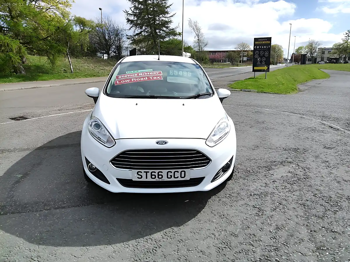 Used 2016 Ford Fiesta Zetec White - Interior and Exterior details 5