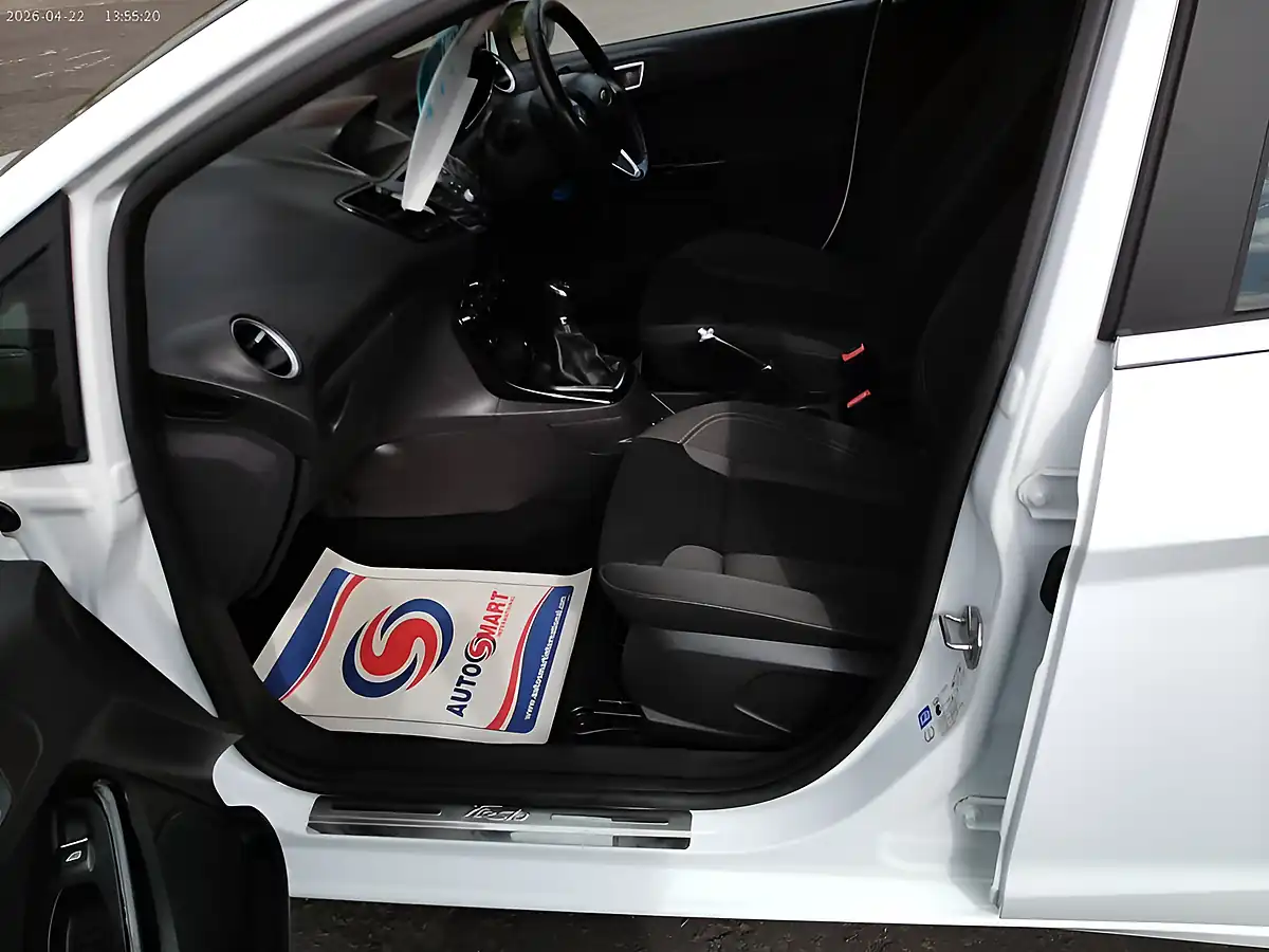 Used 2016 Ford Fiesta Zetec White - Interior and Exterior details 8