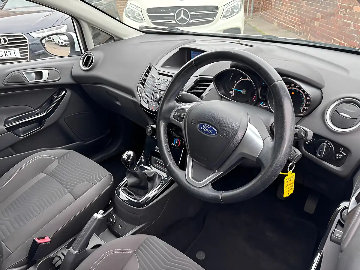 Used 2016 Ford Fiesta Zetec White - Interior and Exterior details 12