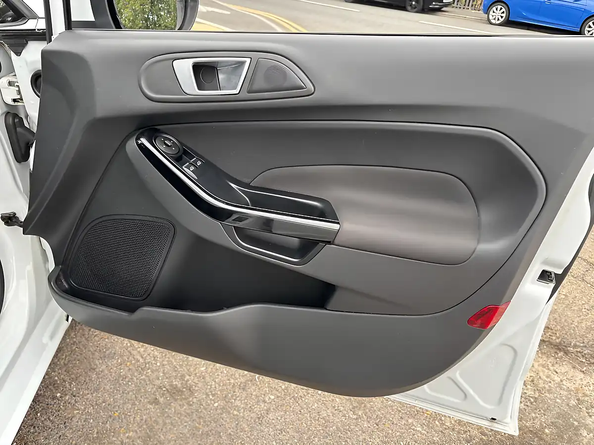 Used 2016 Ford Fiesta Zetec White - Interior and Exterior details 15