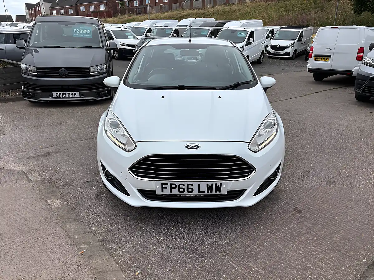 Used 2016 Ford Fiesta Zetec White - Interior and Exterior details 4