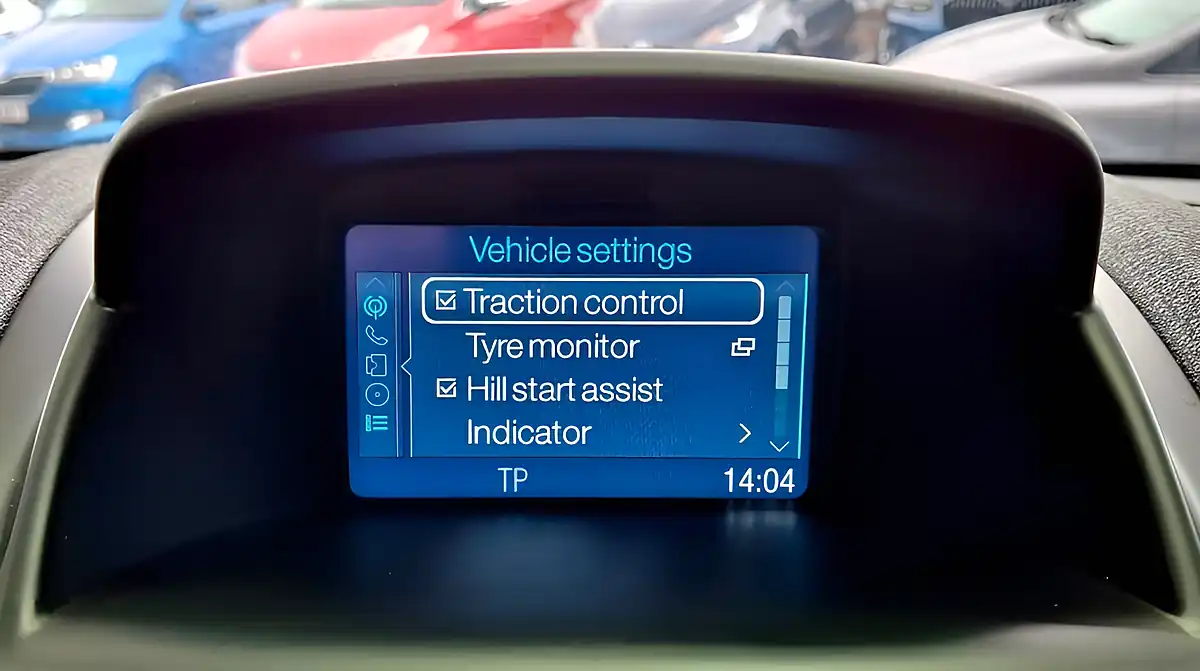 Used 2016 Ford Fiesta Zetec White - Interior and Exterior details 16