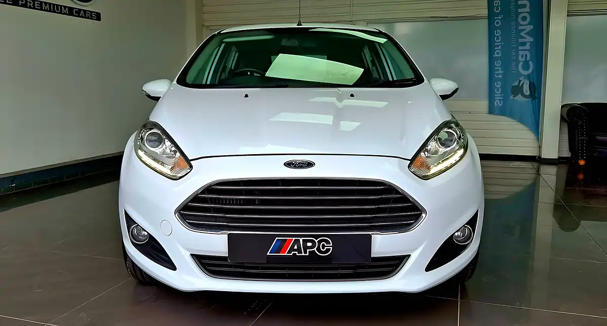 Used 2016 Ford Fiesta Zetec White - Interior and Exterior details 9
