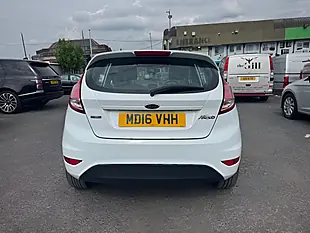 Used 2016 Ford Fiesta Zetec White - Interior and Exterior details 14