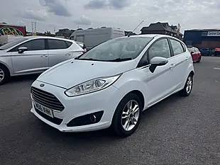 Used 2016 Ford Fiesta Zetec White - Interior and Exterior details 16