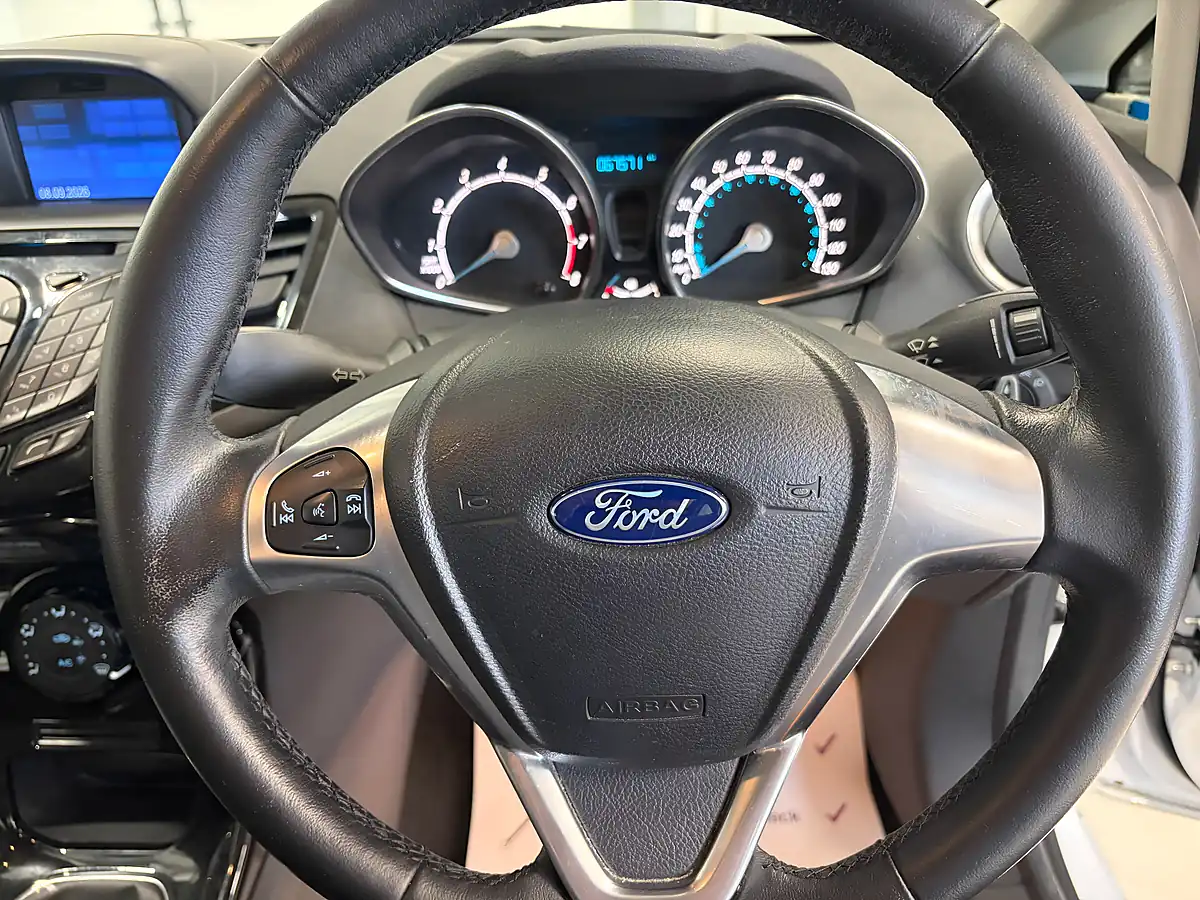 Used 2016 Ford Fiesta Zetec White - Interior and Exterior details 17