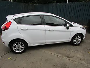 Used 2016 Ford Fiesta Zetec White - Interior and Exterior details 8