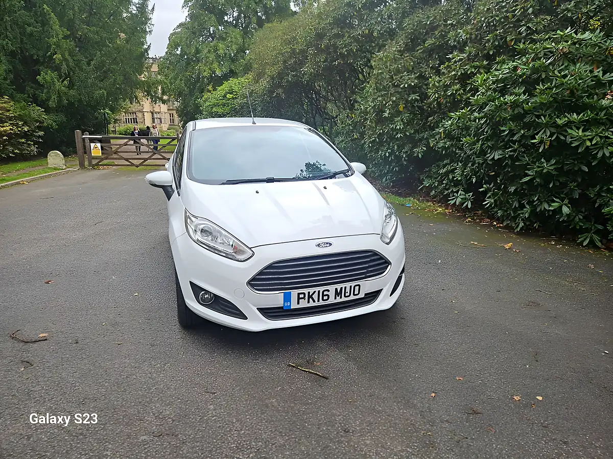Used 2016 Ford Fiesta Zetec White - Interior and Exterior details 13