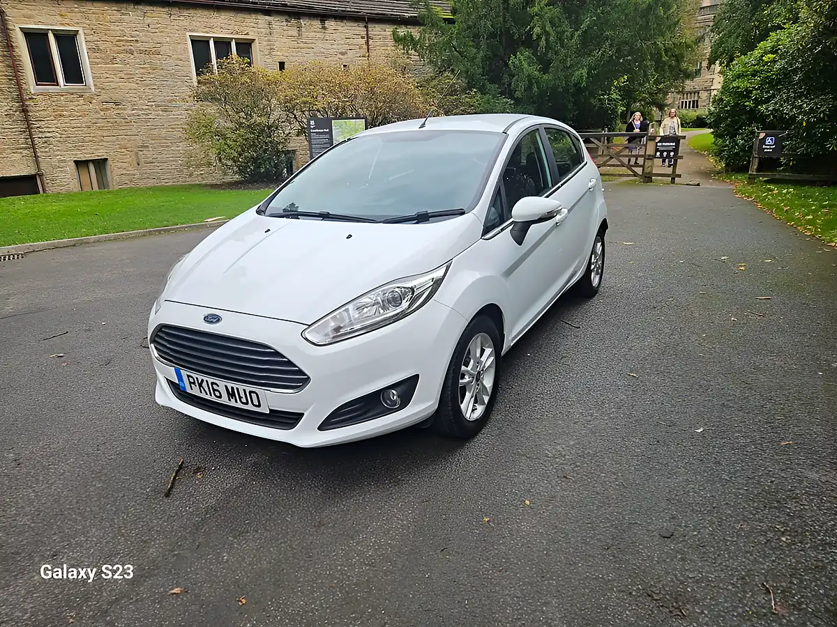Used 2016 Ford Fiesta Zetec White - Interior and Exterior details 15
