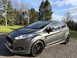 Used 2016 Ford Fiesta Ztech S Metallic Grey - Interior and Exterior details 3