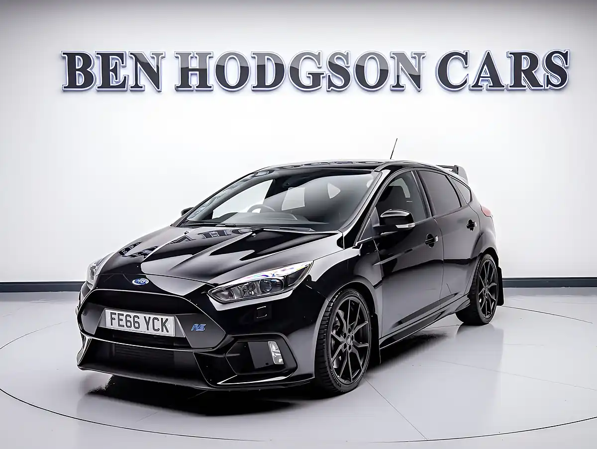 Used 2016 Ford Focus RS Black - Front View