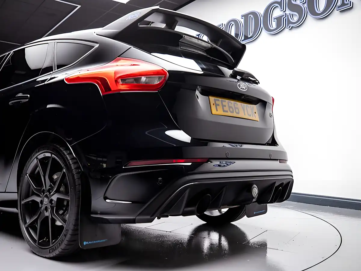 Used 2016 Ford Focus RS Black - Interior and Exterior details 14